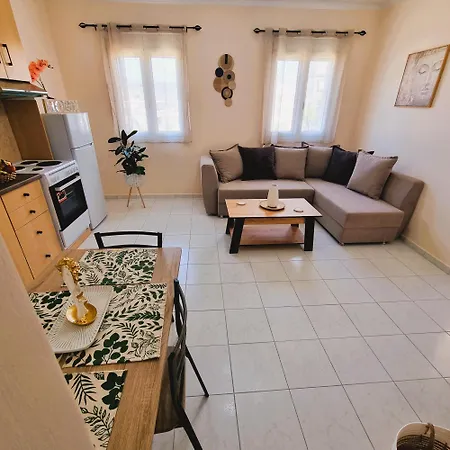 Estrella Apartment Sparta Exterior photo